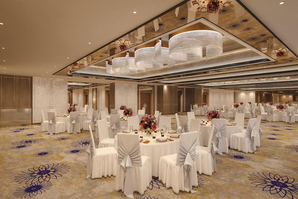 Vivanta Vijayawada, MG Road Exterior foto