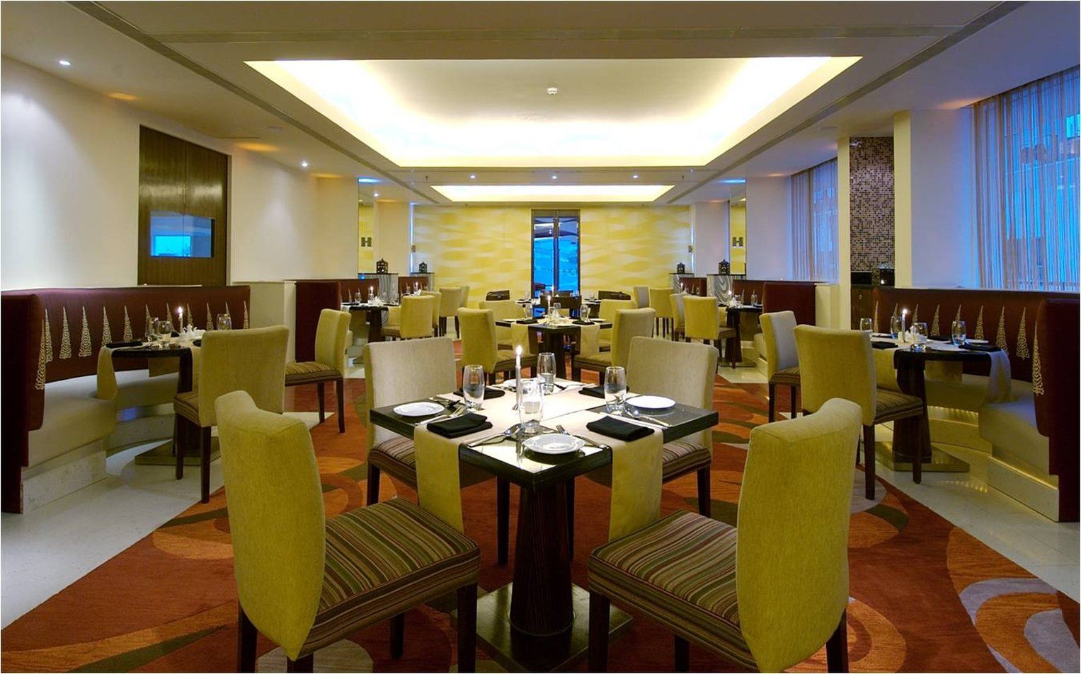 Vivanta Vijayawada, MG Road Restaurante foto