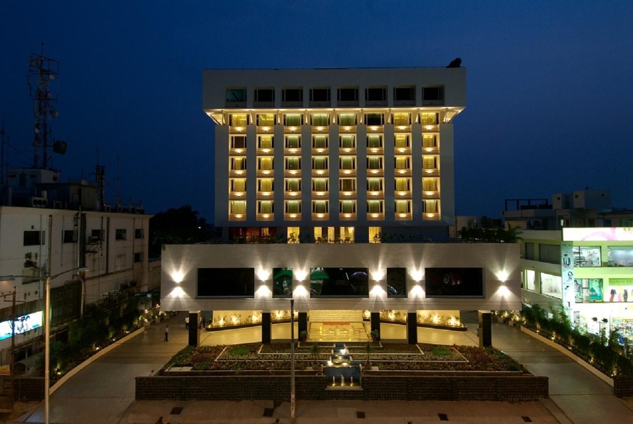Vivanta Vijayawada, MG Road Exterior foto